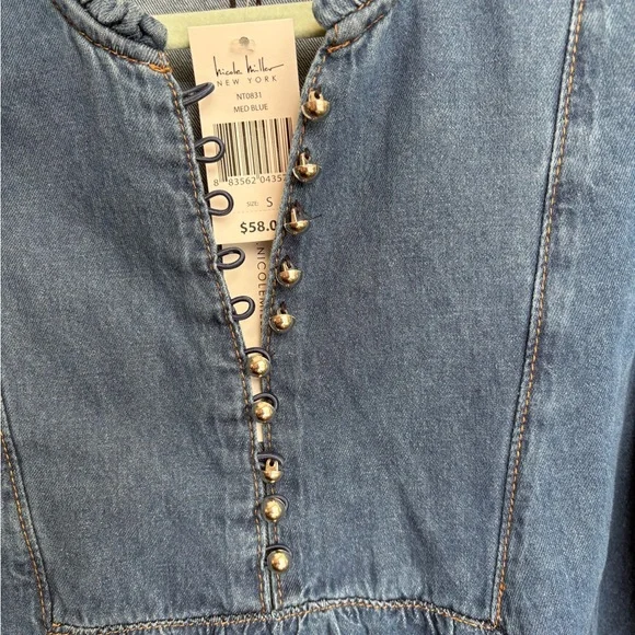 Nicole Miller boho Denim Blouse with Button Accents NWT - Picture 4 of 7